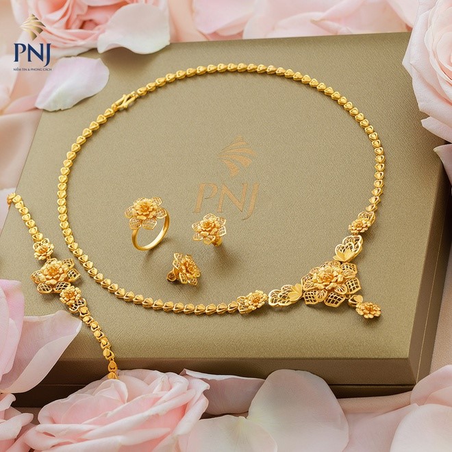 Vàng 24K còn gọi là vàng 9999 thường được sử dụng chế tác trang sức cưới dành cho dịp trọng đại