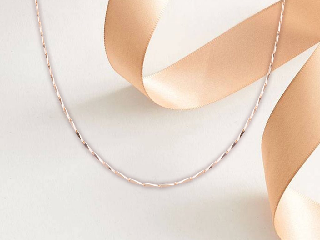 Bí quyết chọn dây chuyền đẹp và phù hợp cho nàng 4 Bi quyet chon day chuyen dep va phu hop 3