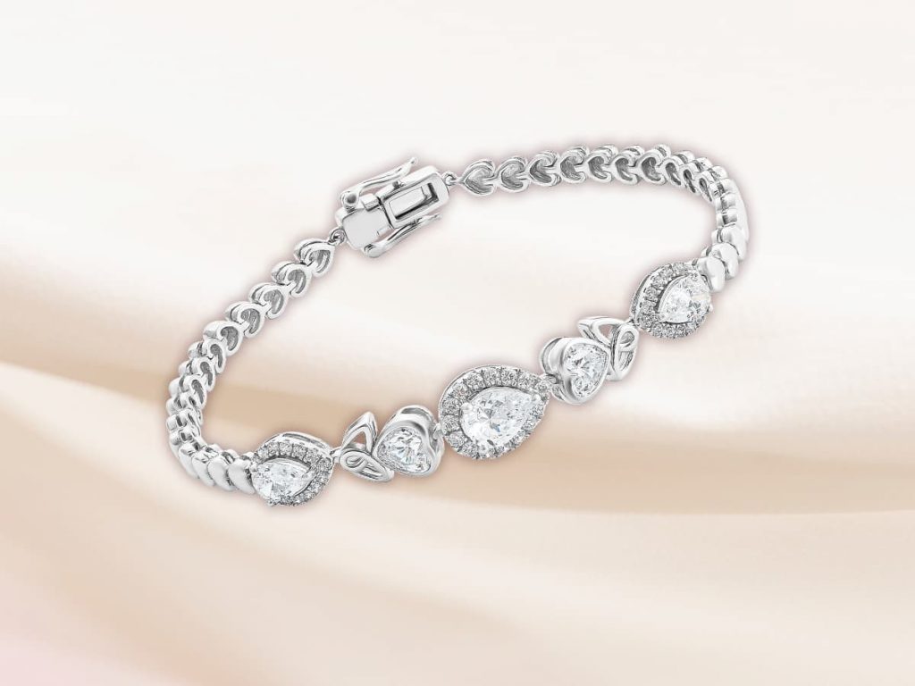 Bi quyet mix trang phuc cung trang suc dao pho nhe nhang 2