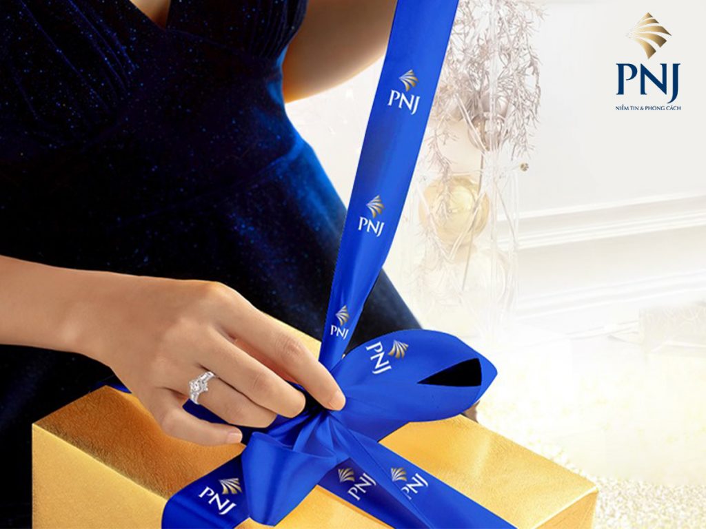 Quà hay tiền, đâu là điều nàng mong muốn? 2 Qua hay tien dau la dieu nang mong muon 1