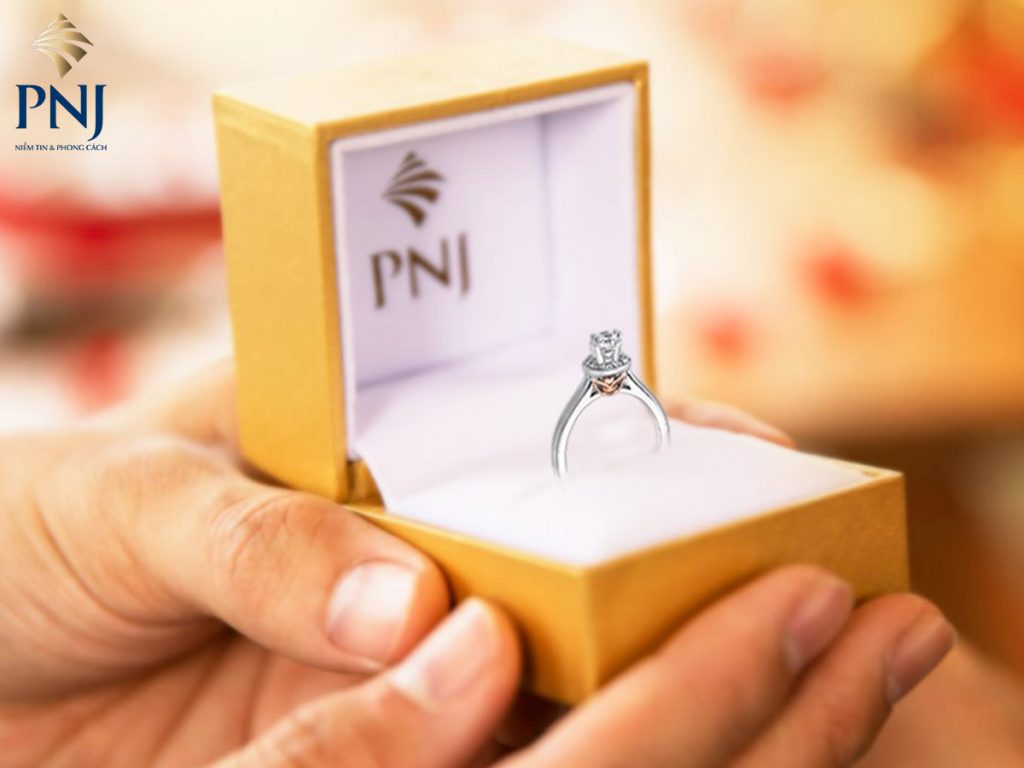 Cung PNJ tren hanh trinh di tim tinh yeu dich thuc 2