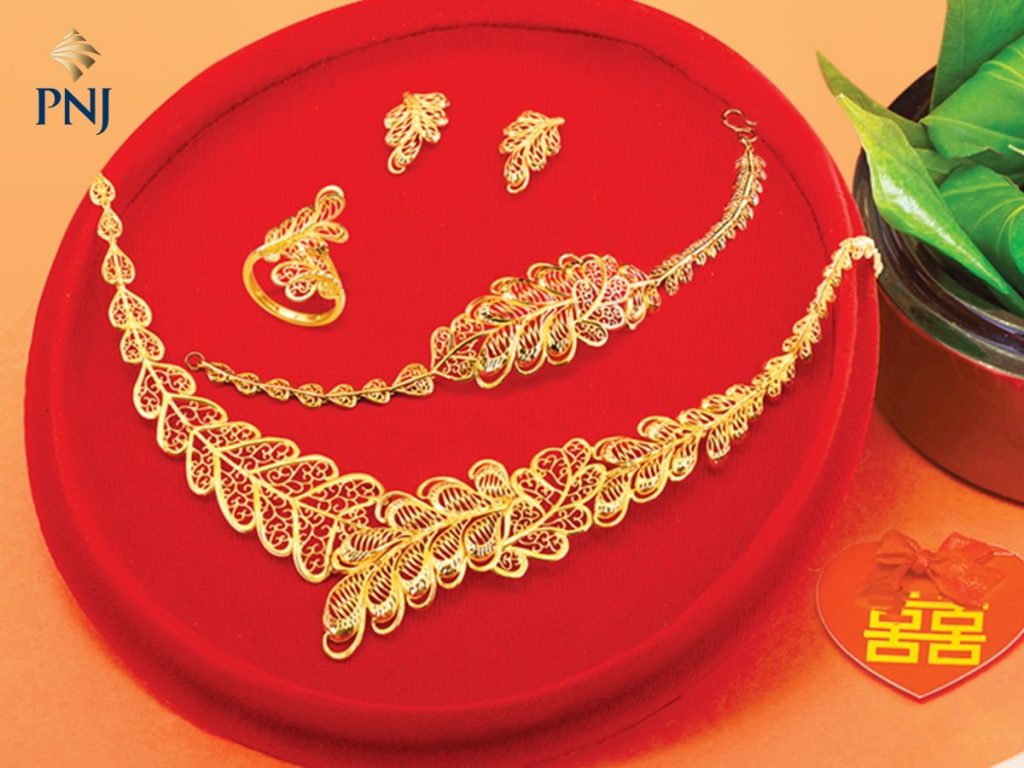 Bi quyet chon qua cuoi cuc chat cho ban than sap len xe hoa 2