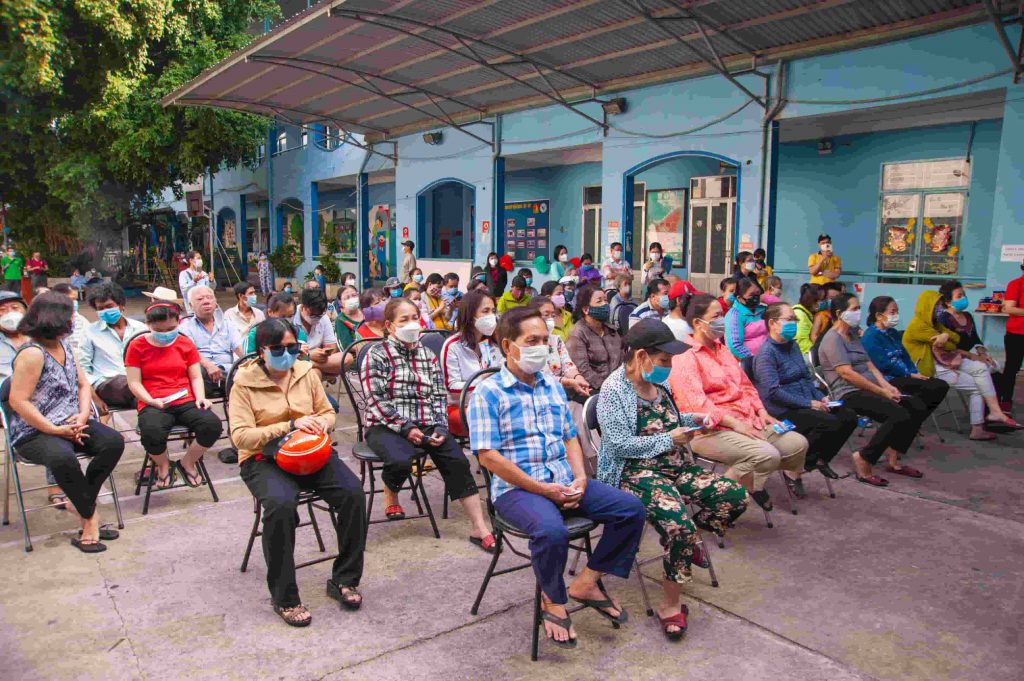 Một mùa xuân thật khác tại TP. HCM mang tên Siêu thị Tết mini 0 đồng 2 mot mua xuan that khac tai tp hcm mang ten sieu thi tet mini 0 dong 02 1