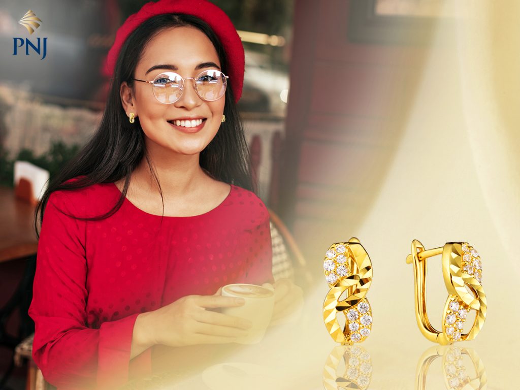 Nhung buoi tiec dem da tro lai nang da kip tro tay thay quan ao chua 3