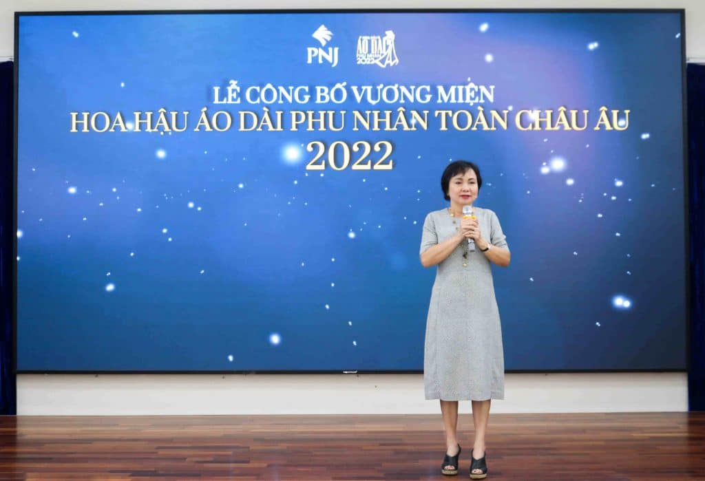 pnj to chuc le cong bo vuong mien hoa hau ao dai phu nhan toan chau au 2022 04
