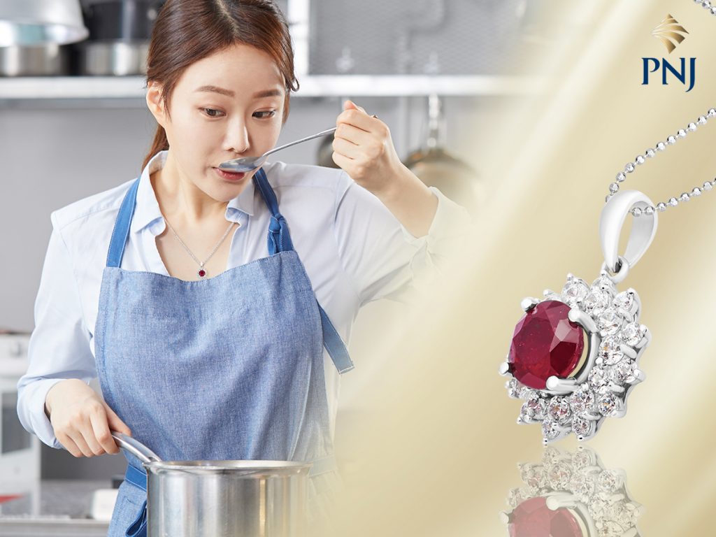 Top 5 mon trang suc dep nhat danh tang vo yeu trong dip 20 10 3