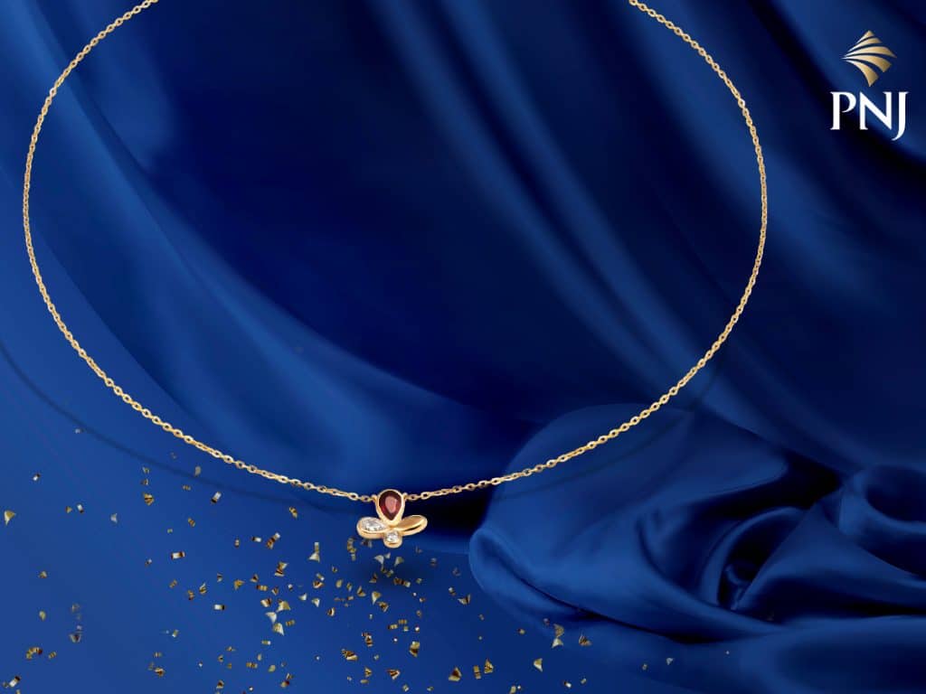 Top 5 trang suc da quy giup ban da dang phong cach dip cuoi nam 4 1