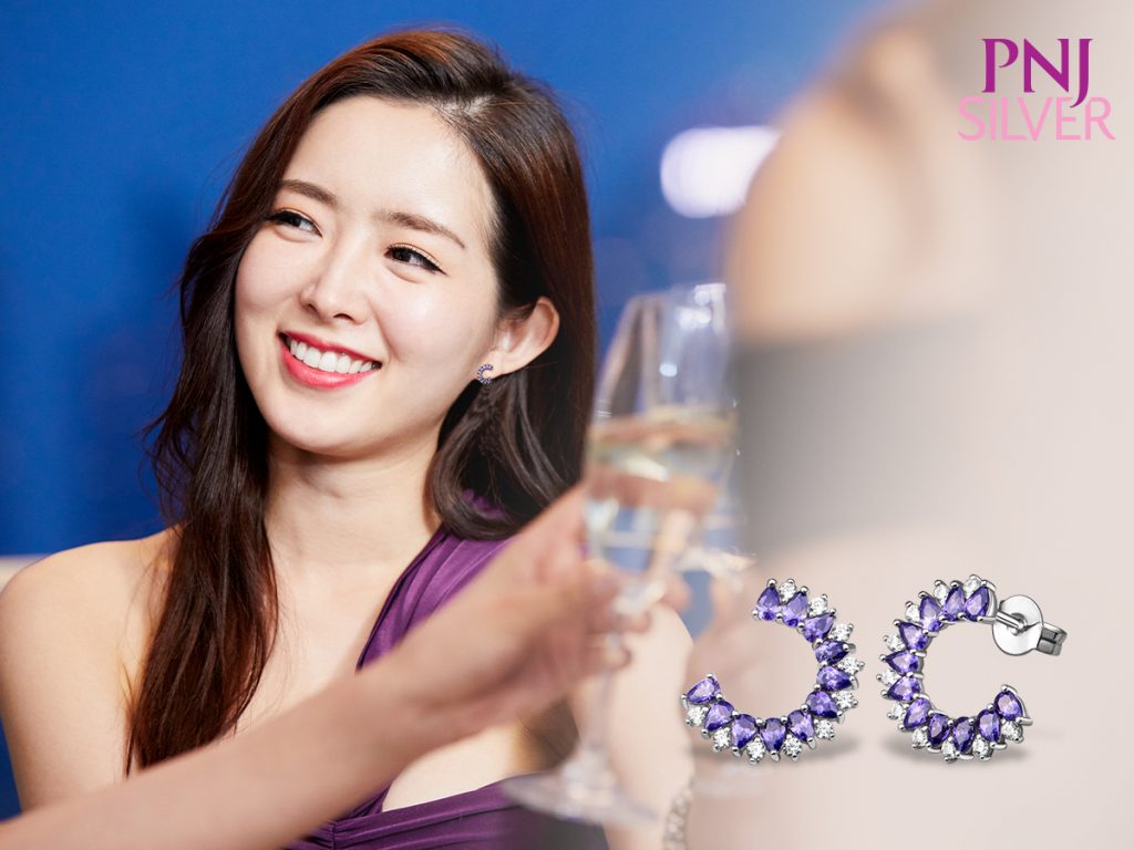 Top 5 mon trang suc phu hop nhat cho nhung bua tiec cuoi cuoi nam 1