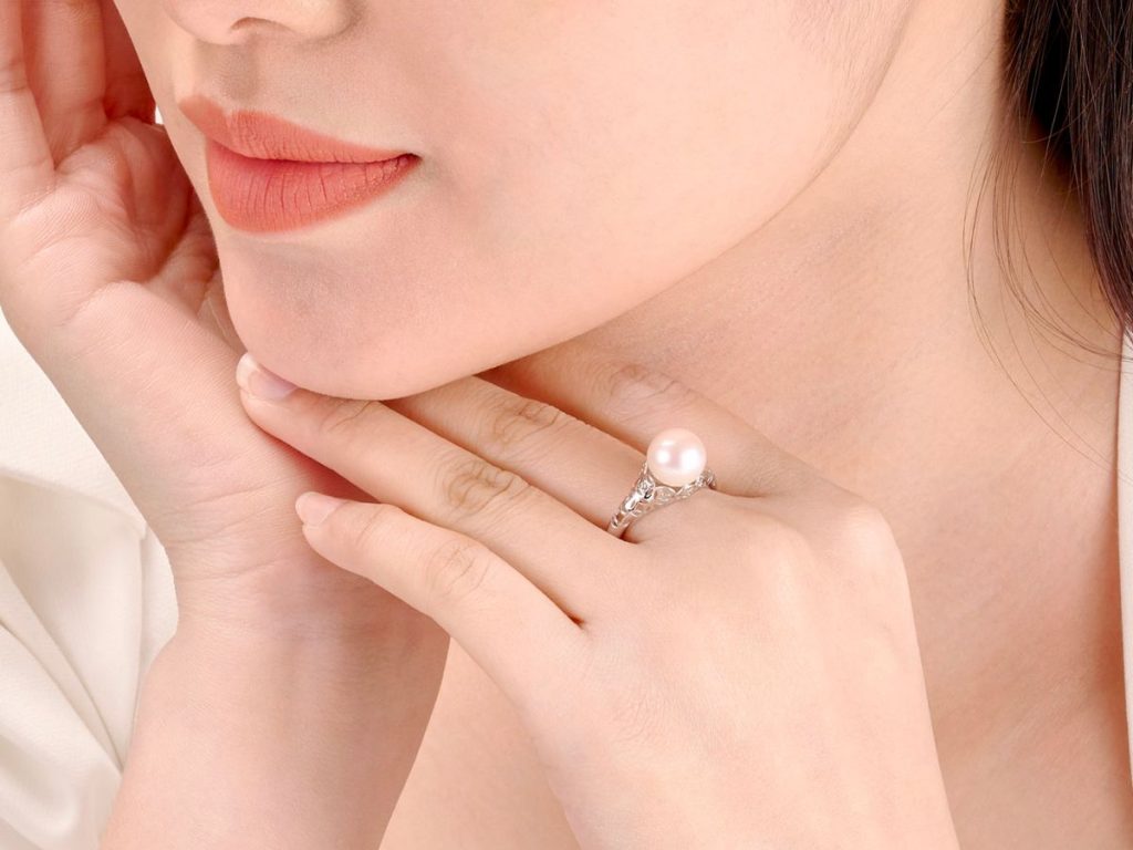 Menh Tho Nam 2023 Hop Mau Gi 3