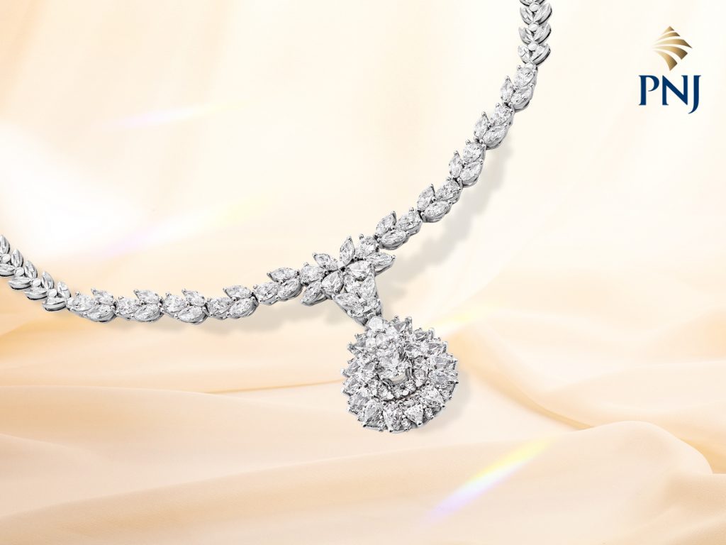 Top 5 trang sức ECZ giúp tán sắc cảm hứng lãng mạn mùa Valentine 52 Top 5 trang suc ECZ giup tan sac cam hung lang man mua Valentine 3