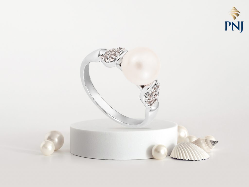 Goi y qua tang ngoc trai cho phai dep Ket tinh yeu thuong trong dang ngoc 2