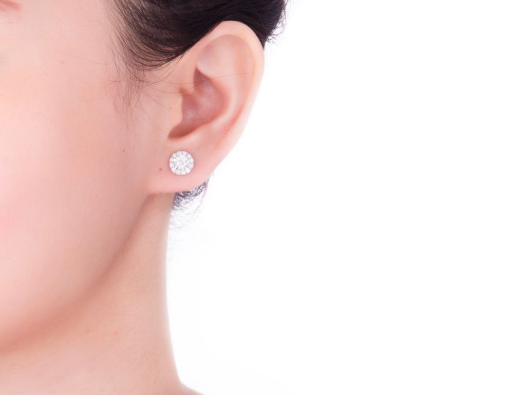 Mệnh Hải Trung Kim Hợp Màu Gì Năm 2023? 2 Menh Hai Trung Kim Hop Mau Gi Nam 2023 1