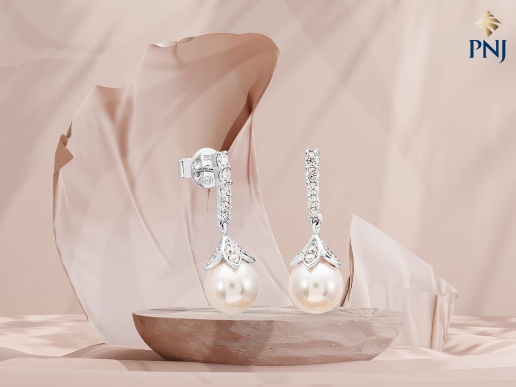 top 5 bong tai pnj duoc ua chuong nhat thang 4 2023 4