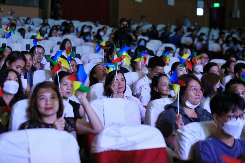 Trẻ rối loạn phổ tự kỉ: Cha mẹ đóng vai trò quyết định trong can thiệp điều trị 4 tre roi loan pho tu ki cha me dong vai tro quyet dinh trong can thiep dieu tri 5