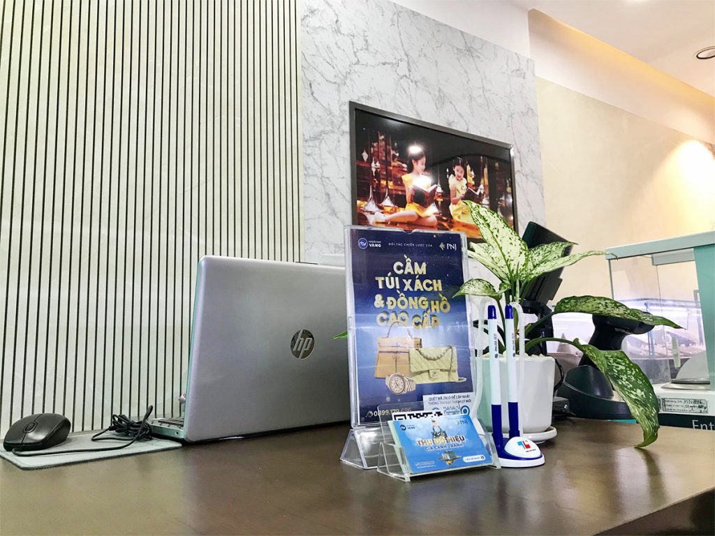 Dịch vụ cầm đồ Quận 5 tại Người Bạn Vàng có gì đặc biệt? 3 nguoi ban vang an dong quan 5