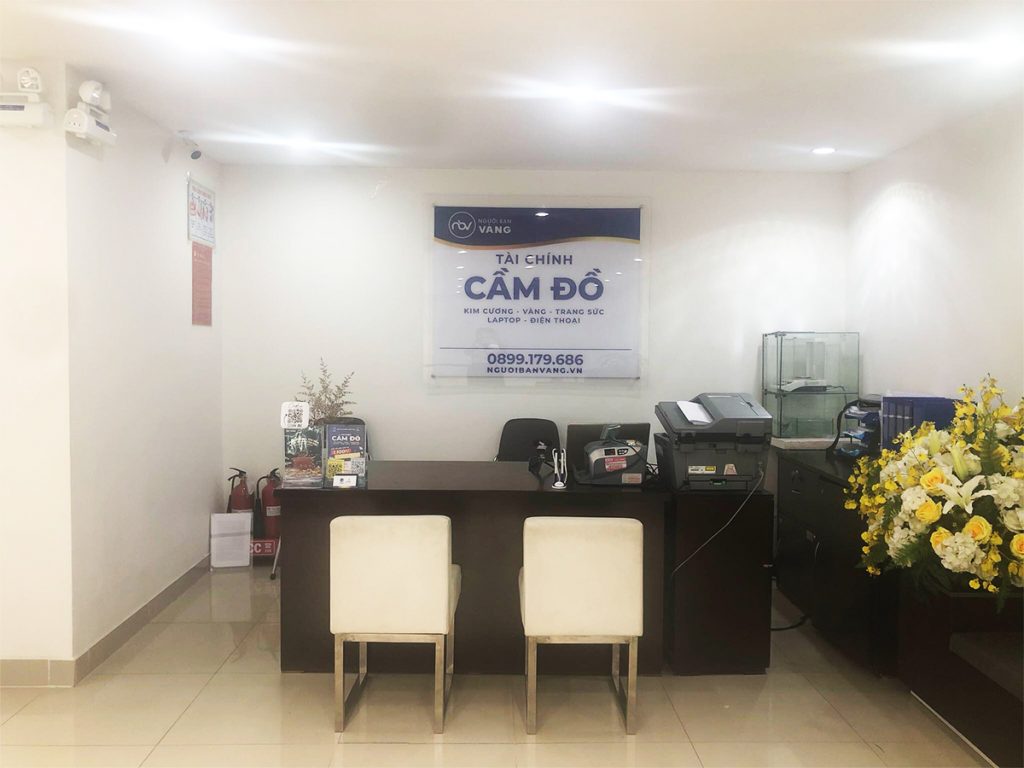 nguoi ban vang tan phu