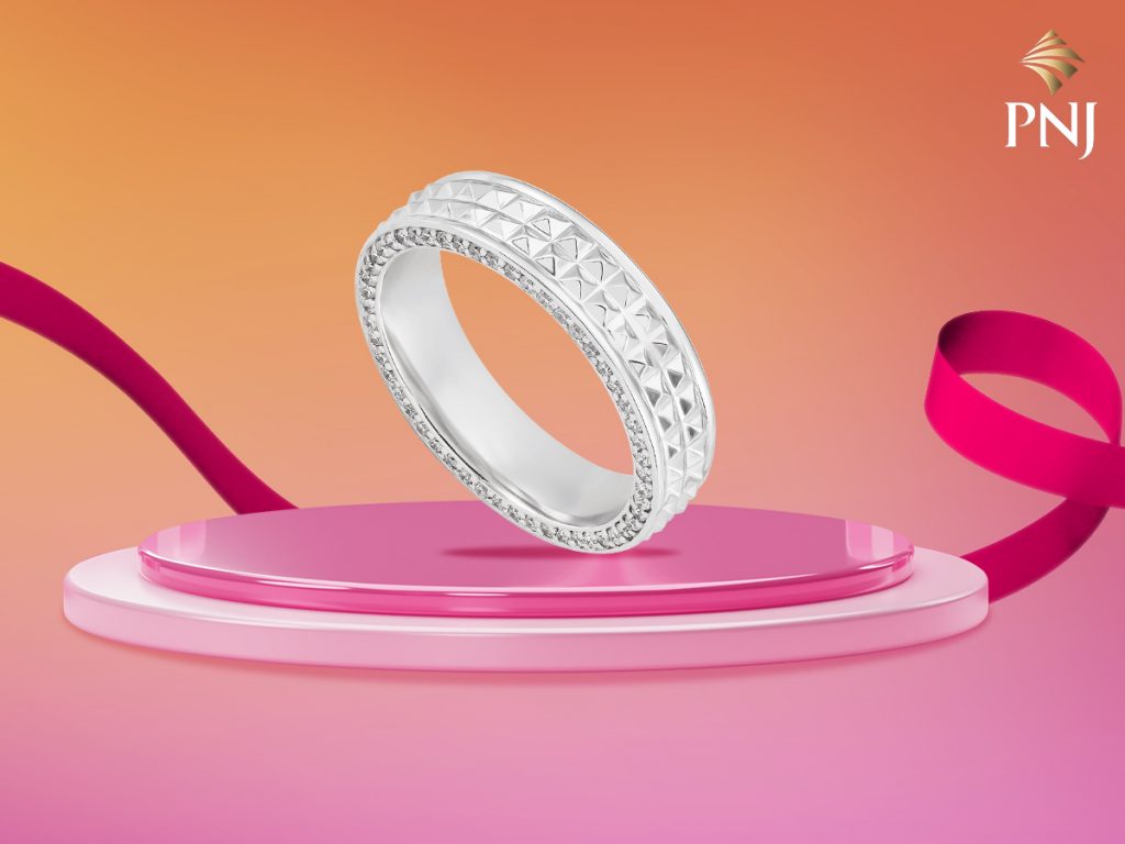 Dù đã cưới hay mới chớm yêu, quà trang sức PNJ Valentine 2024 vẫn vun bồi hạnh phúc 7 du da cuoi hay moi chom yeu qua trang suc pnj valentine 2024 van vun boi hanh phuc 6