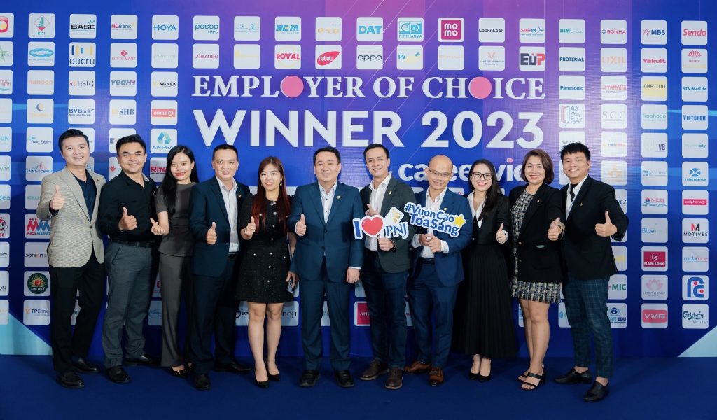 PNJ là Top 1 “Nhà tuyển dụng được yêu thích nhất 2023” ngành bán lẻ, bán sỉ 3 pnj la top 1 nha tuyen dung duoc yeu thich nhat 2023 nganh ban le ban si 2