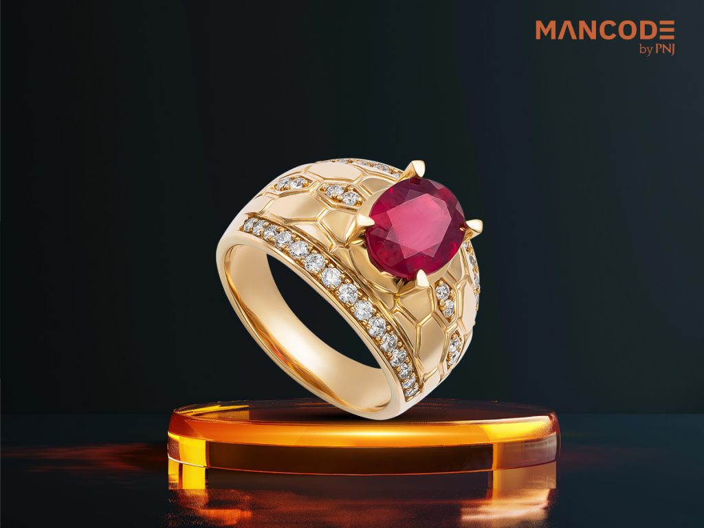 6 Gợi Ý Trang Sức Ý Nghĩa Cho Ngày Của Cha 2025 Từ MANCODE By PNJ 4 6 goi y trang suc y nghia cho ngay cua cha 2025 tu mancode by pnj 03