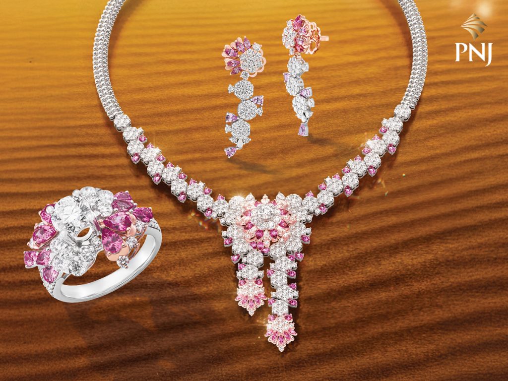 BST Masterpiece Từ PNJ: Khắc Họa Vẻ Đẹp Đa Chiều Của Người Phụ Nữ Qua Từng Tuyệt Tác Trang Sức 3 bst masterpiece tu pnj khac hoa ve dep da chieu cua nguoi phu nu qua tung tuyet tac trang suc 02