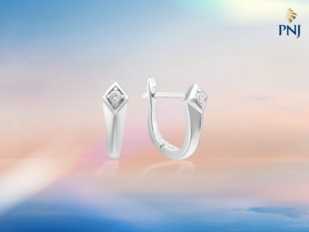 Trang Sức Kim Cương mới nhất 2025 - Món Quà 20/10 Nâng Niu Hành Trình Tỏa Sáng Của Phái Đẹp 1 gbdd00w002067